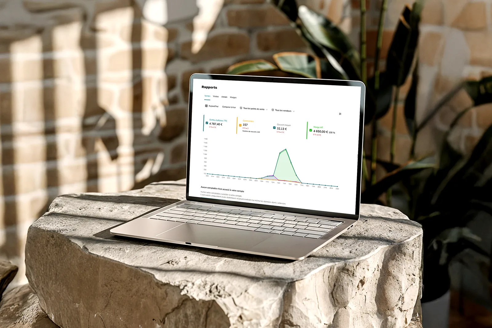 Boutique en ligne RetailPOS pour artisans, affichée sur un MacBook